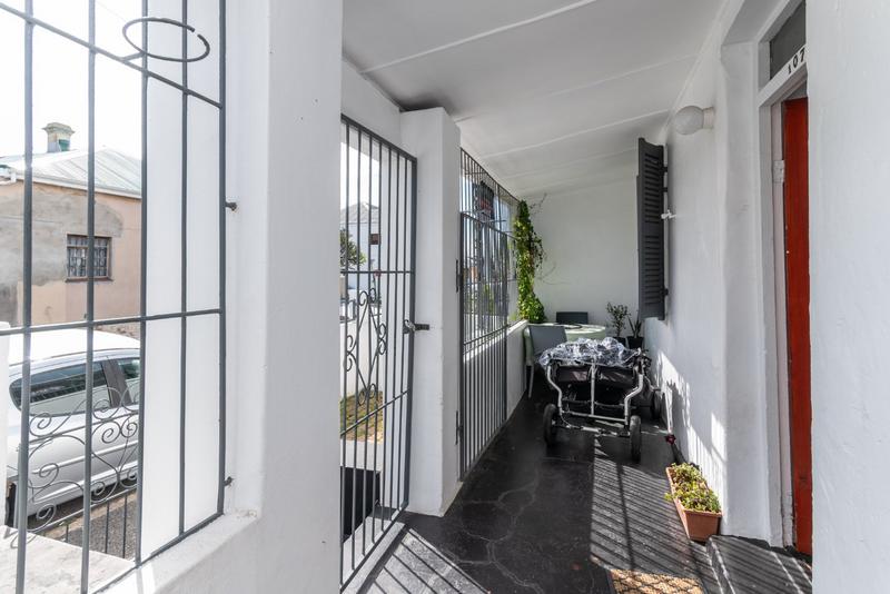 2 Bedroom Property for Sale in Observatory Western Cape